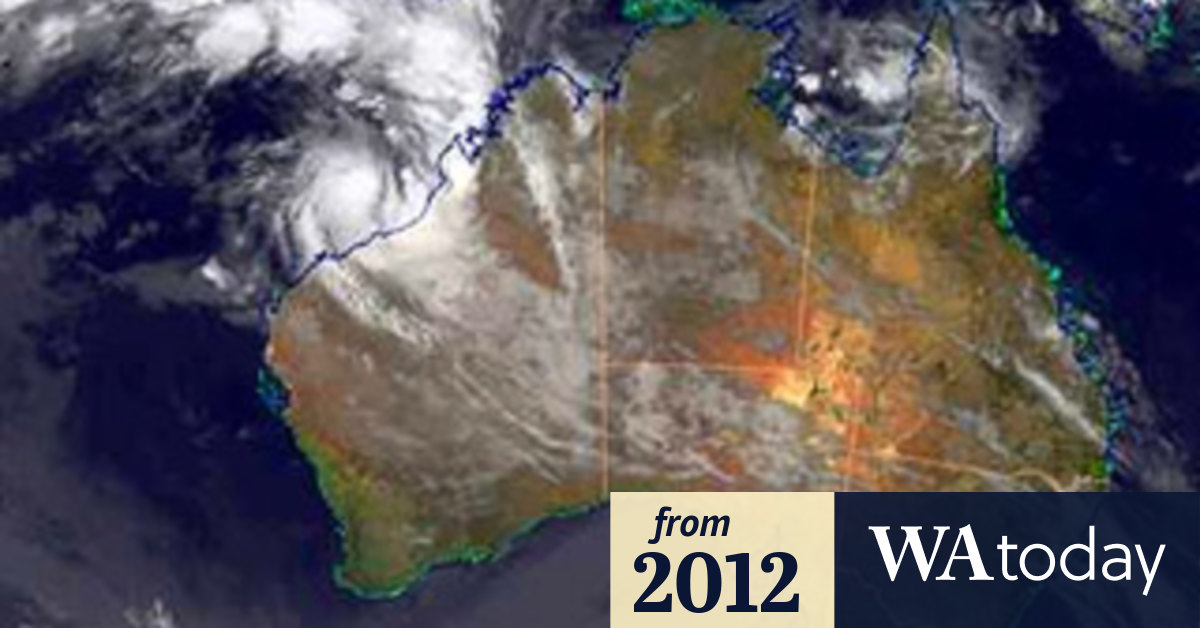 Cyclone Heidi hits land in Pilbara region