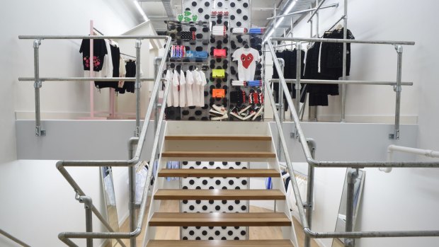 Comme des gar?ons play hotsell tenis warehouse