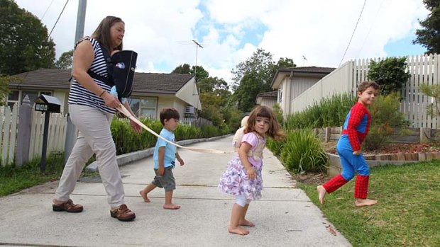 Parents take lead on child restraints