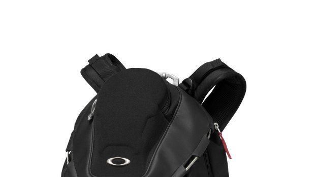 Bathroom sink outlet backpack