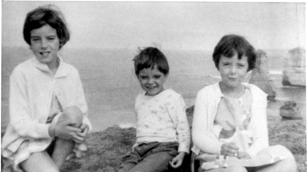 Man linked to Beaumont children s disappearance dies