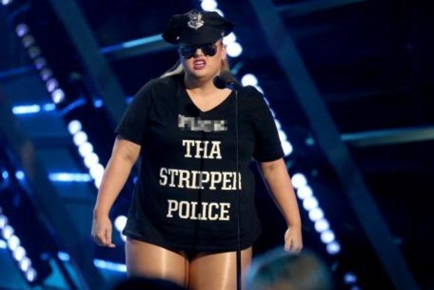 Rebel Wilson's 'F--- tha stripper police' VMAs gag draws ire of black
