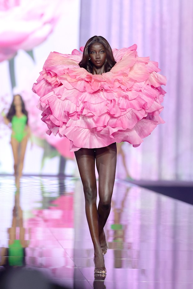 Anok Yai walks the runway for the Victoria’s Secret Fashion Show 2026 on October 18, 2026 in Los Angeles, California.