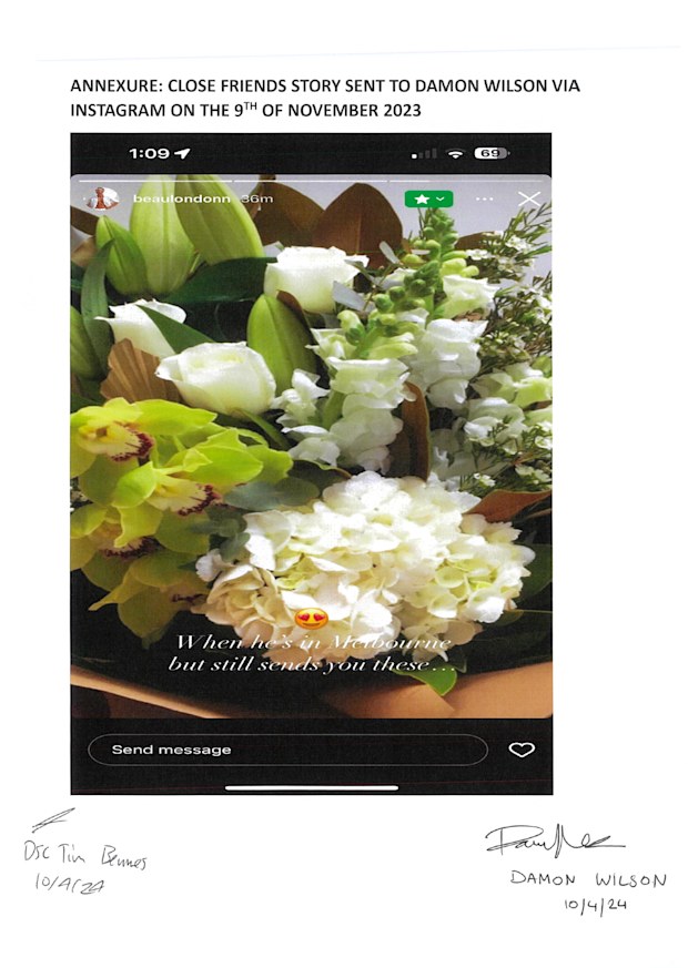 拉马尔-康登承认在 Instagram 上发布了一个带有一些鲜花的故事以及贝尔德发送给它们的消息。