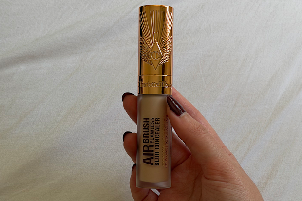 Charlotte Tilbury Airbrush Flawless Blur Concealer.