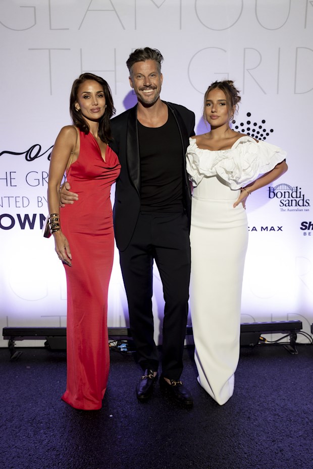 Snezana Wood, Sam Wood and Eve Victoria Wood 