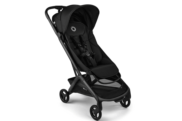 The Bugaboo Butterfly 2 stroller opening and closing.