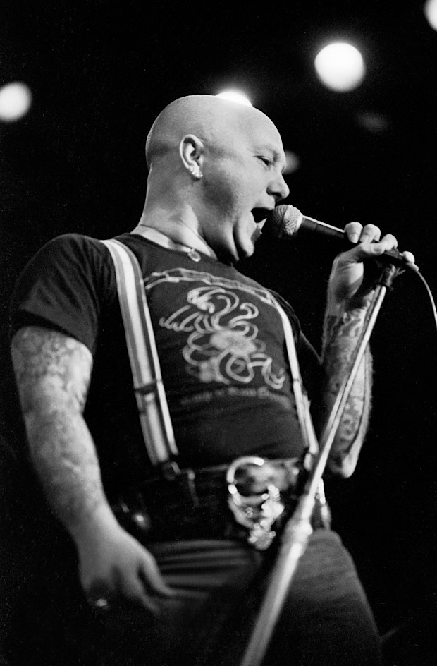 Angry Anderson of the band Rose Tattoo performs on stage at the Rosemont Horizon in Rosemont, Illinois, November 24, 1982.
