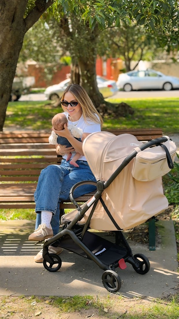 Tully Smyth with her baby Elke