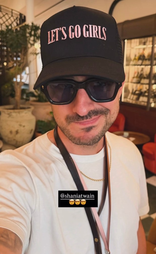 Marcus Mumford after performing with Shania Twain