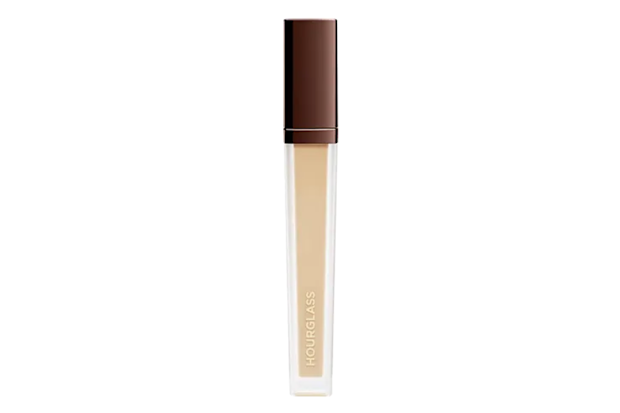Hourglass Vanish Airbrush Concealer.