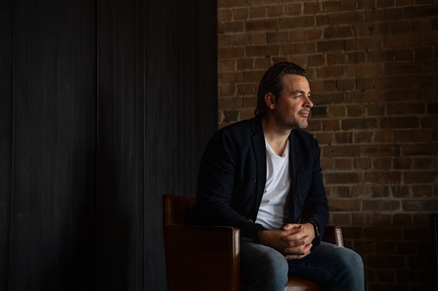 Aussie deal-making software companies shack up to go global