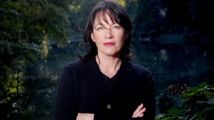 Alice Sebold apologises to man cleared of her rape
