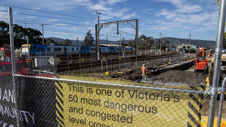 Business Case Puts Rail Crossing Removals In Red But Labor Says Project Stacks Up