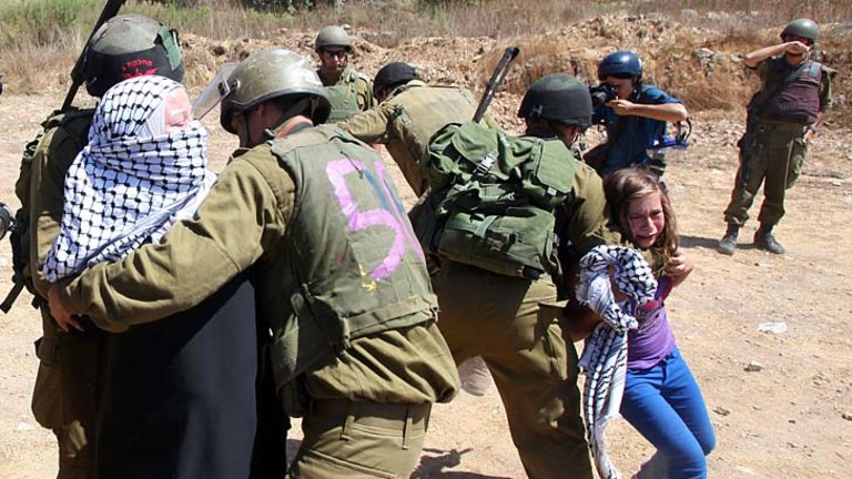 Israeli soldiers expose plight of Palestinian children