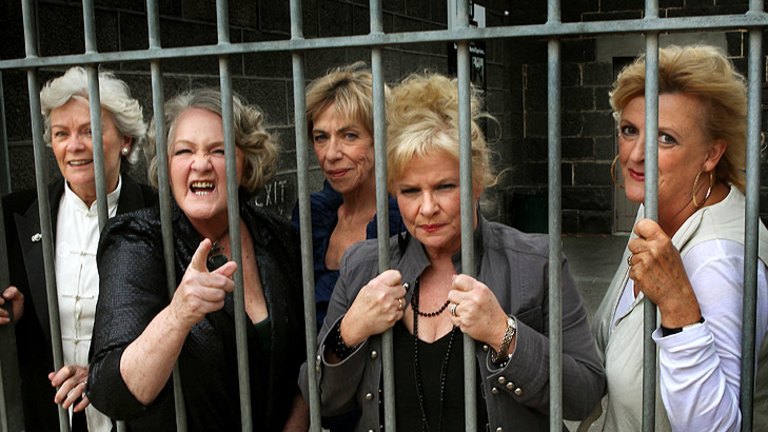 Wentworth Women Back Behind Bars