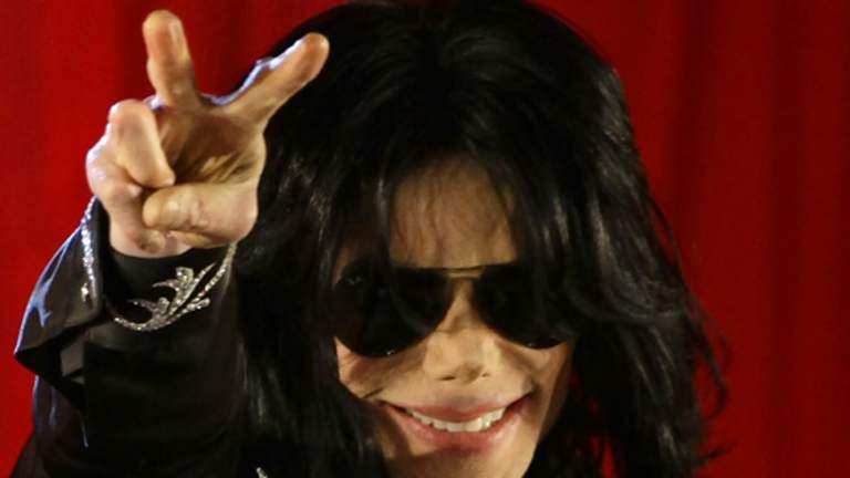 Michael Jackson Gave Himself Drugs Overdose: Report