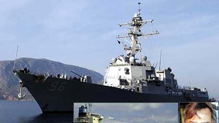 US navy, Somali pirates set for showdown