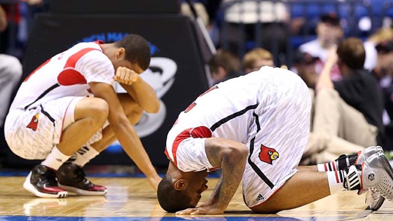 Basketballer's gruesome injury becomes a social media spectacle