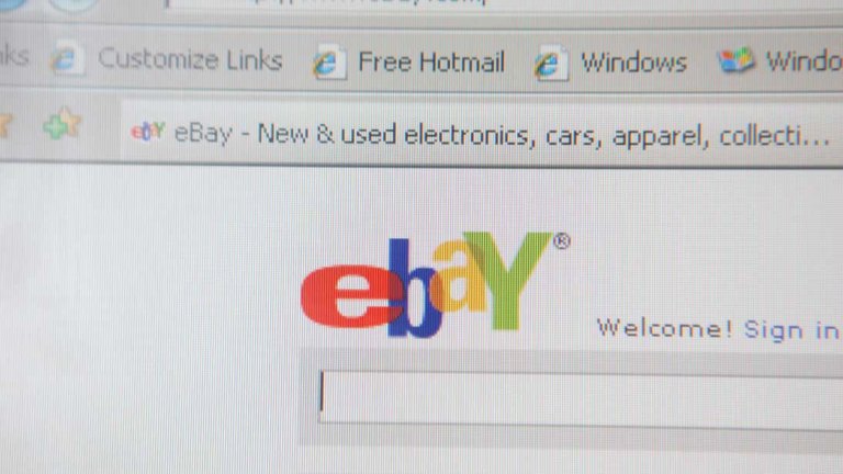 Celebrity Ebay Accounts