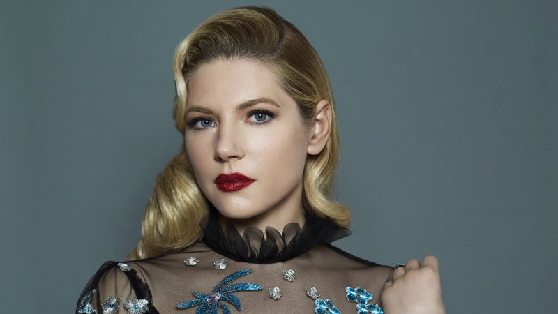 katheryn winnick the vikings actor slaying the screen katheryn winnick the vikings actor