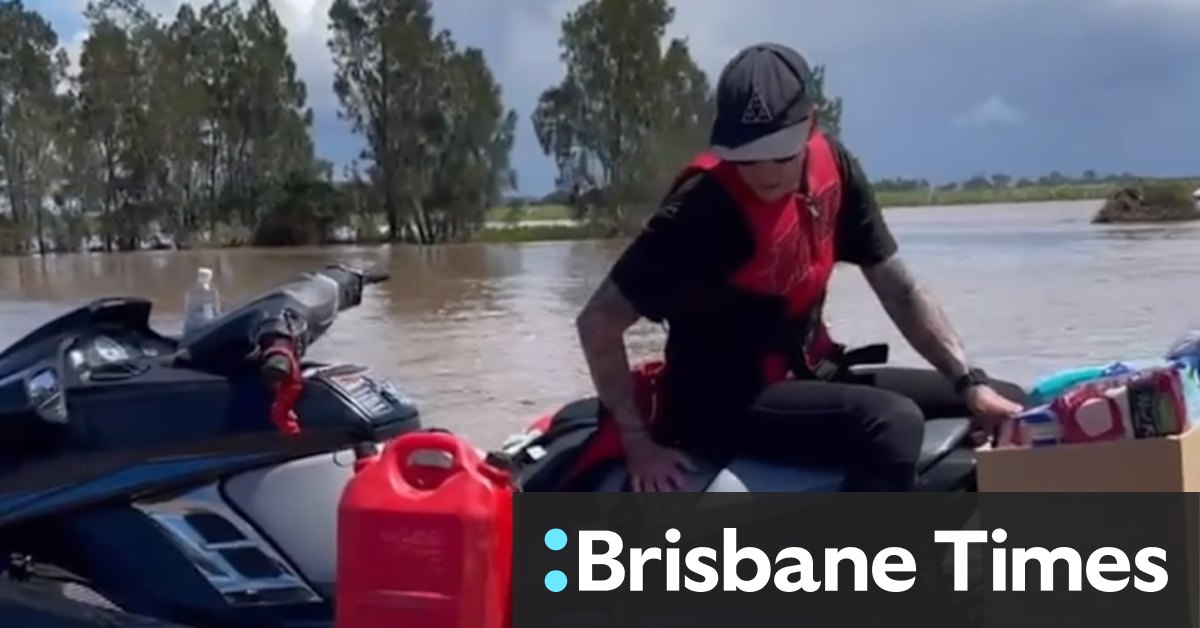 Mick Fanning, the group text and the mud army fighting for the Northern Rivers - Vimarsana News