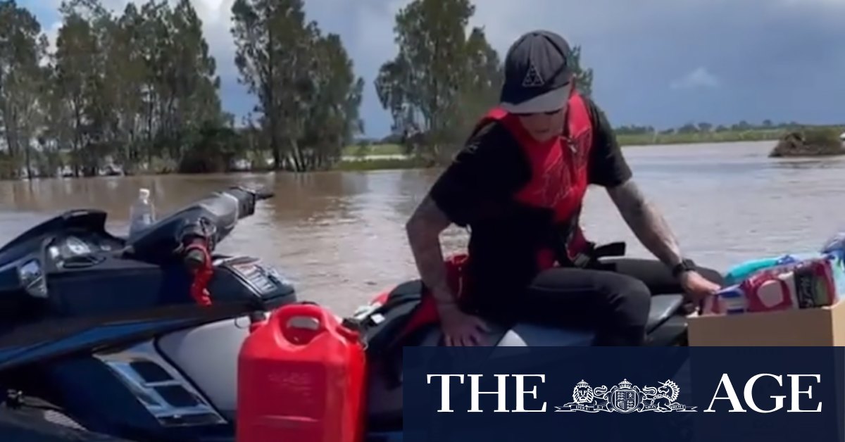 Mick Fanning, the group text and the mud army fighting for the Northern Rivers - Vimarsana News