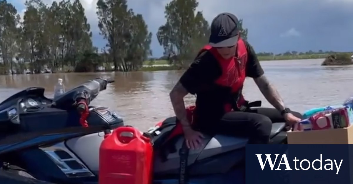 Mick Fanning, the group text and the mud army fighting for the Northern Rivers - Vimarsana News
