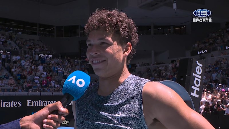 Shelton apologises for knocking out Aussie