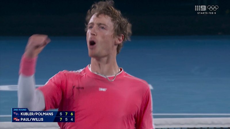 Aussie duo surge towards doubles crown