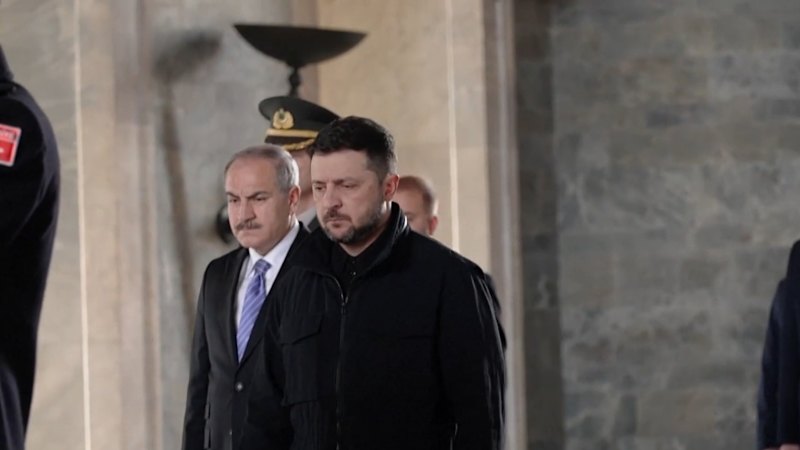 Ukraine under pressure to agree to Trump’s peace plan