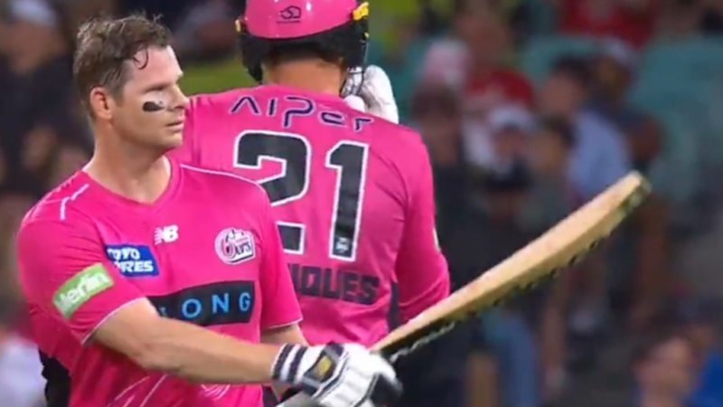 Smith hits 41-ball BBL ton