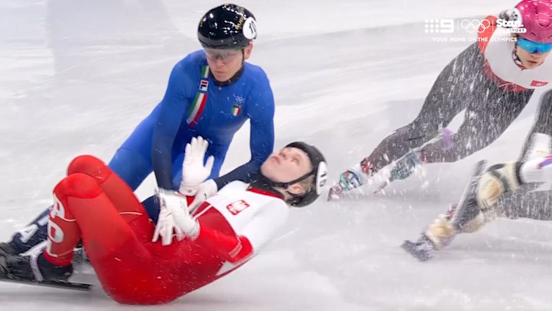 Speed skater suffers gruesome facial injury