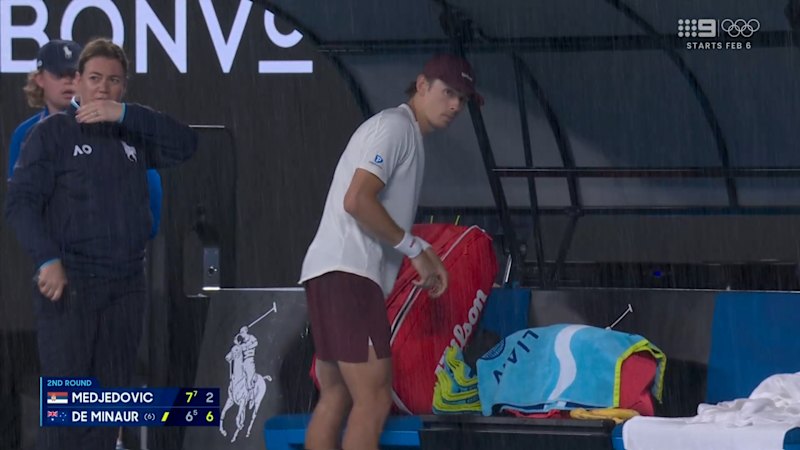 Rain causes havoc as play is delayed