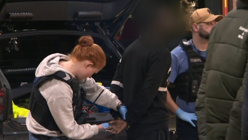 Social workers to be put in schools to stop youth crime before it starts