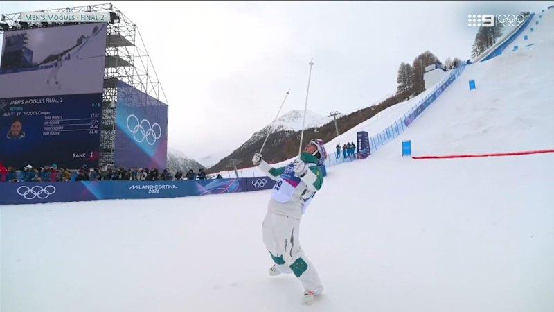 Woods wins gold in astonishing super final