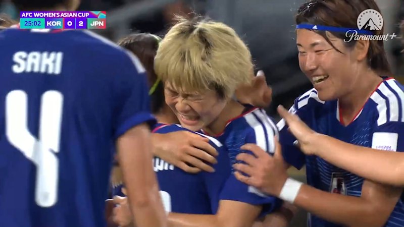 Japan's lead extends with tight finish