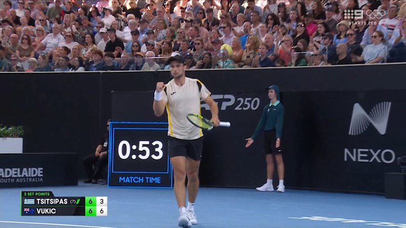 Video: Vukic takes first-set tiebreak