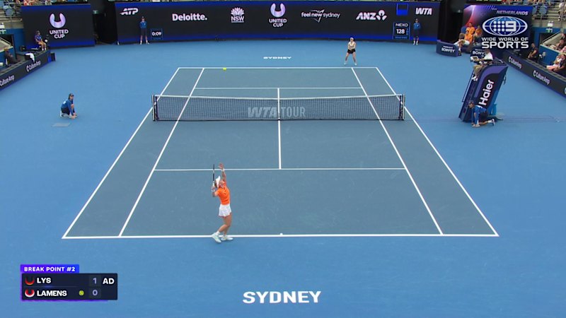 Eva Lys v Suzan Lamens