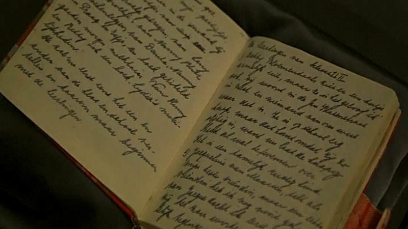 Video: Hidden pages in Anne Frank's diary published