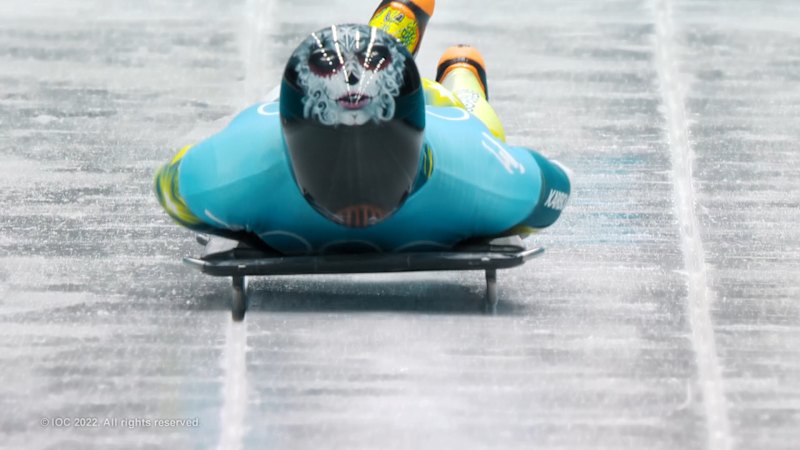 Skeleton star unveils bold new look