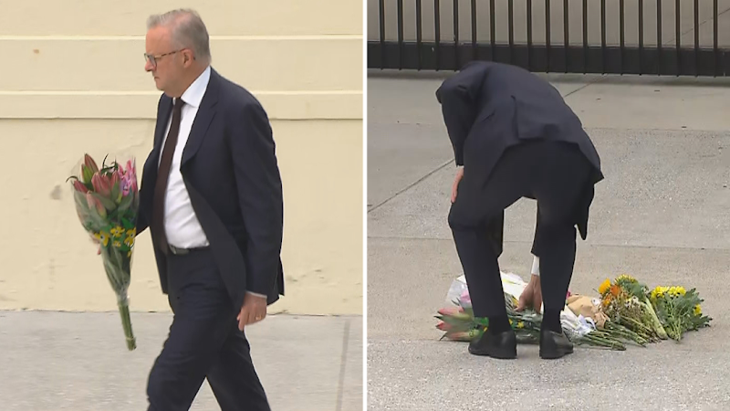 Prime Minister Anthony Albanese visits Bondi after attack
