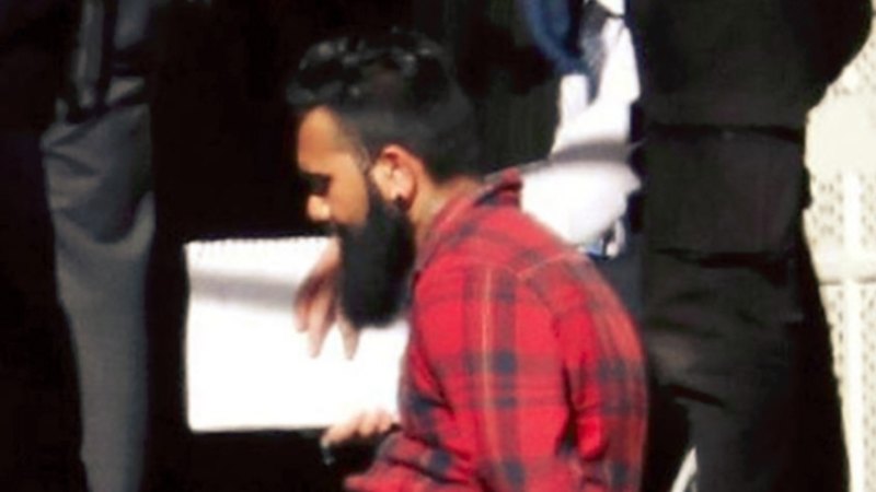 Melbourne Cbd Attack Who Was The Man In The Red Shirt