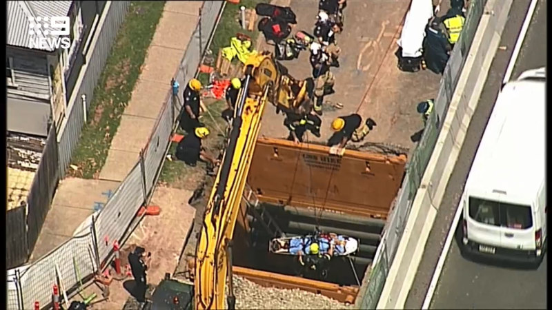 Man rescued after falling down hole at Woolloongabba worksite