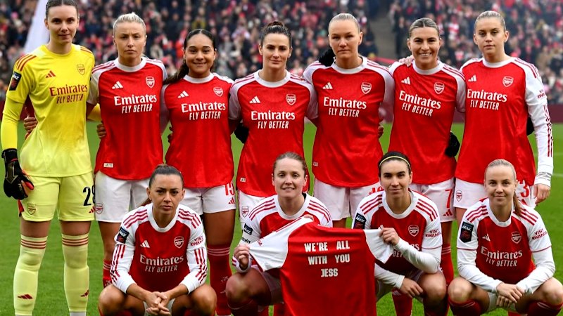Arsenal wear tributes to absent Matildas star