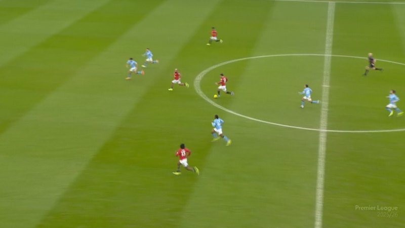 Mbeumo fires United in front