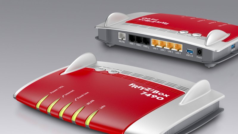 Ten Mechanics Industrial Hands on: FRITZ!Box 7490 modem/router