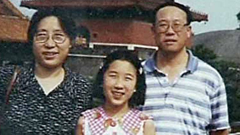 Video: Uncle of webcam killing victim criticises police