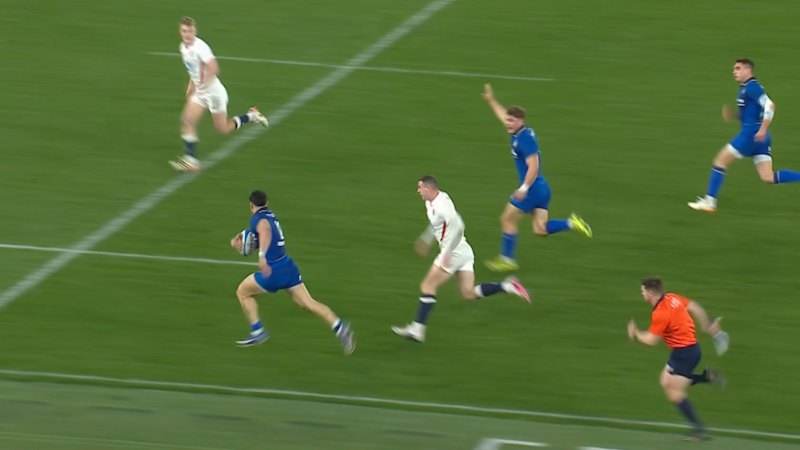 Incredible Italian try seals shock win