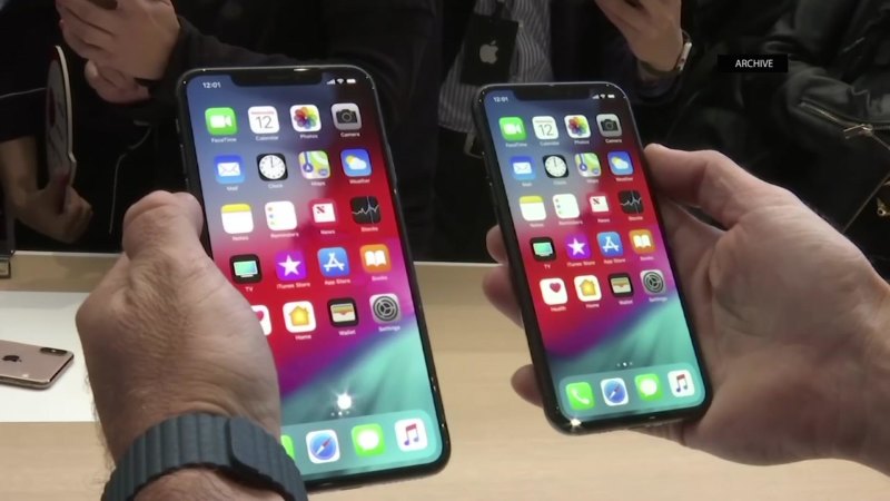 Apple warns of revenue impact from coronavirus